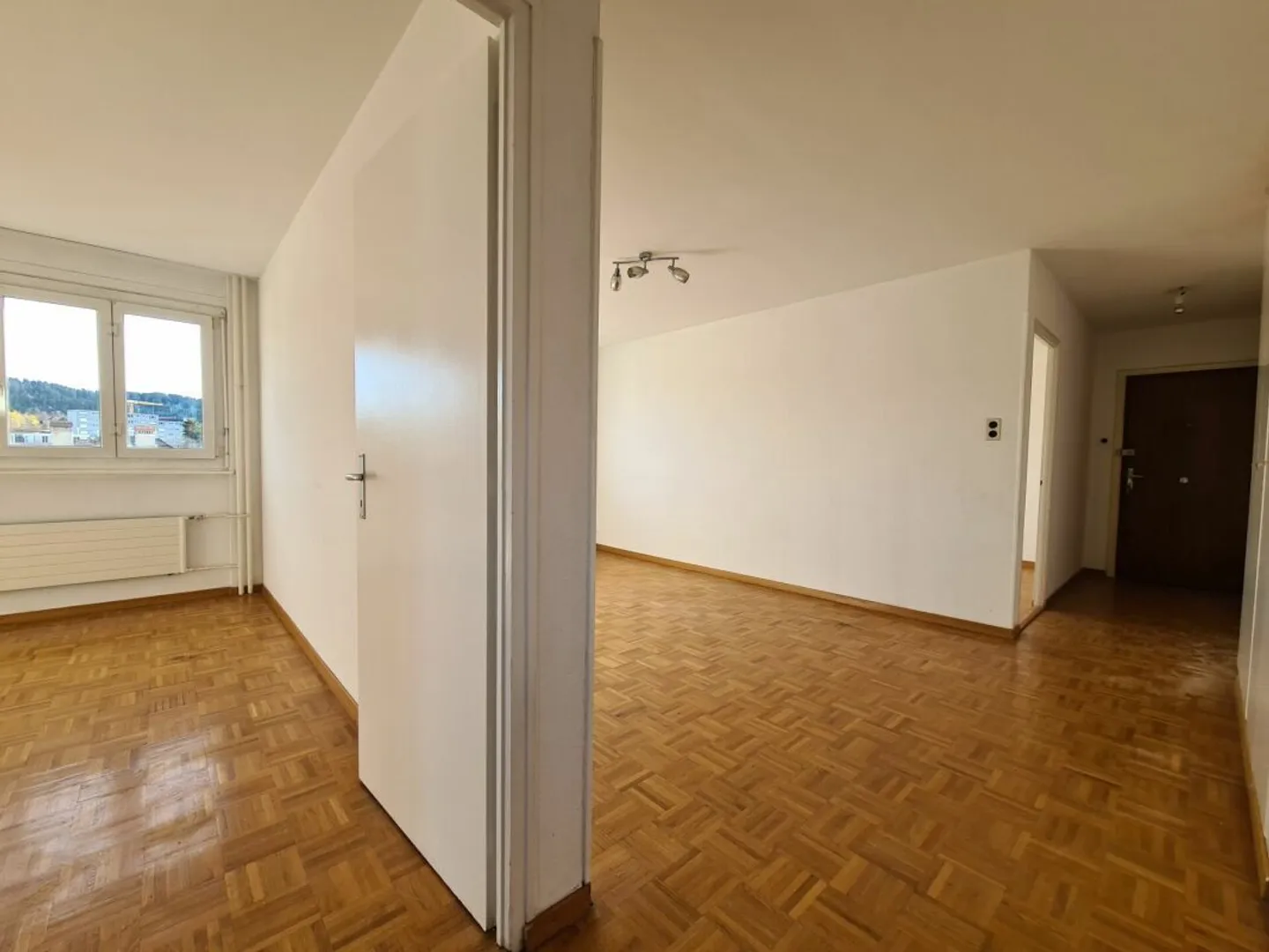 3-Zimmer-Wohnung im 10. Stock - Foto 4 von 7