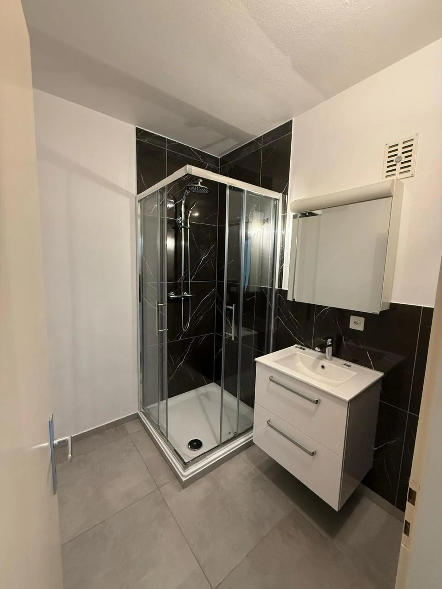 For Sale Apartment 2.5 Rooms - Photo 6 of 7