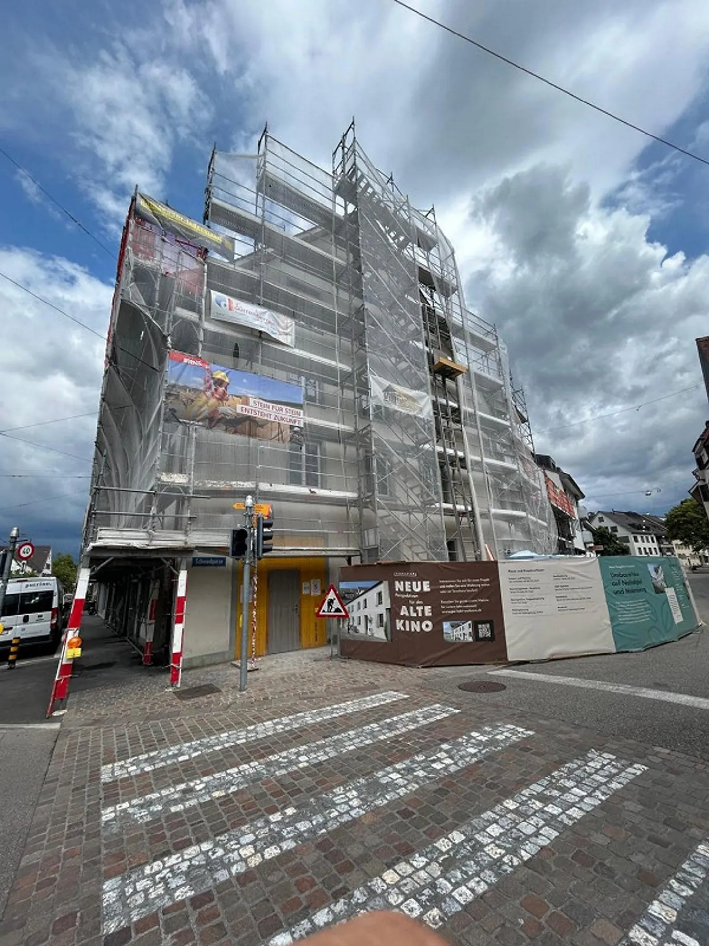 Opportunité exceptionnelle au centre de Riehen – première location après rénovation complète - Photo 2 sur 5