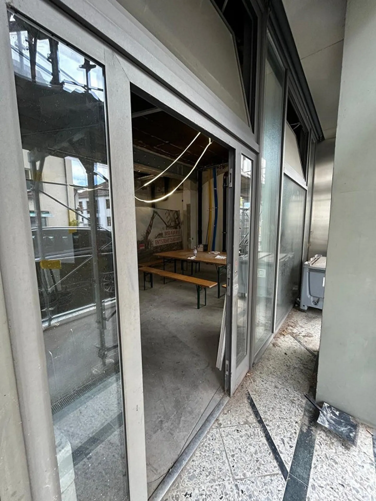 Opportunité exceptionnelle au centre de Riehen – première location après rénovation complète - Photo 3 sur 5