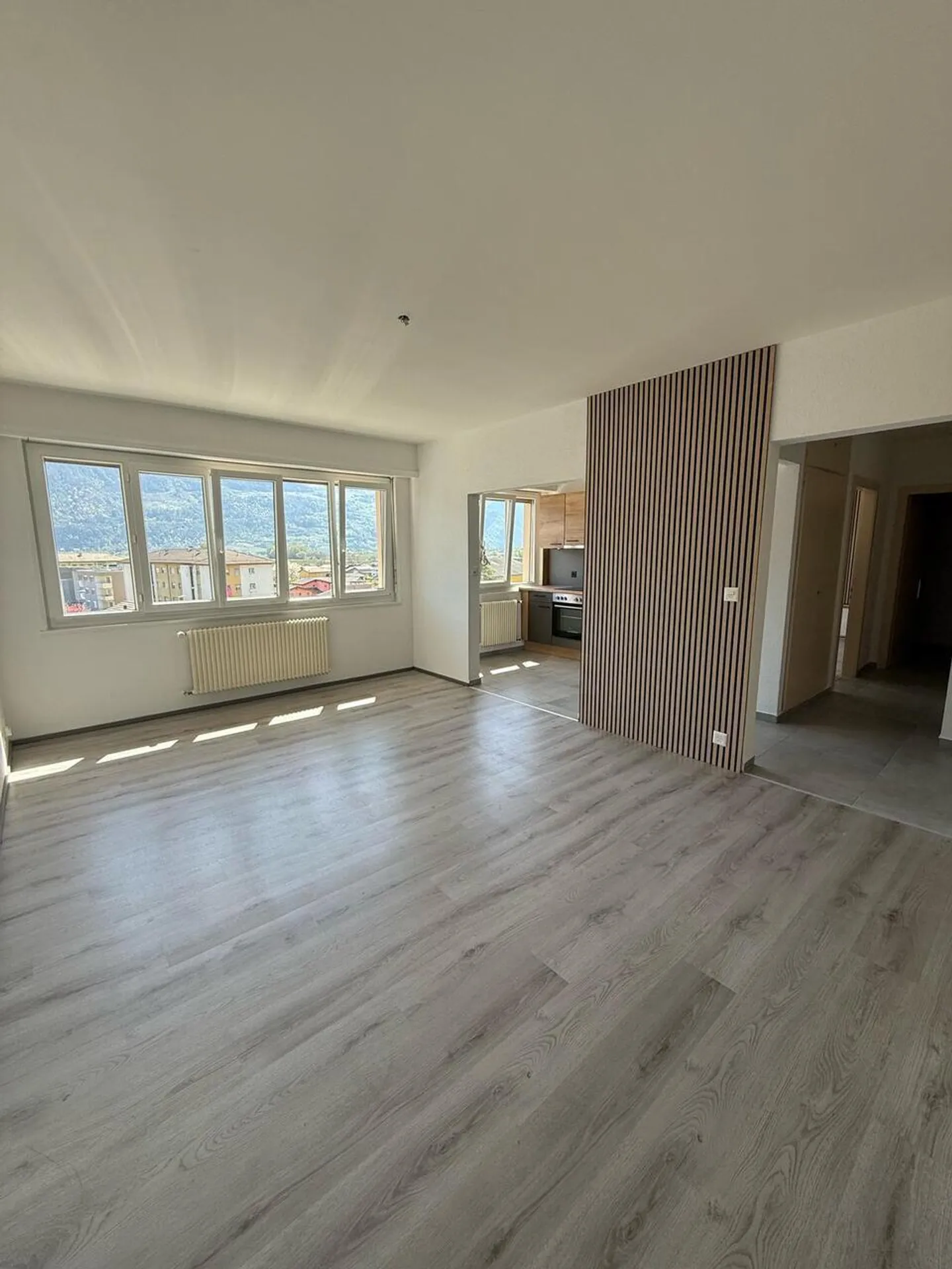 For Sale Apartment 2.5 Rooms - Photo 1 of 7