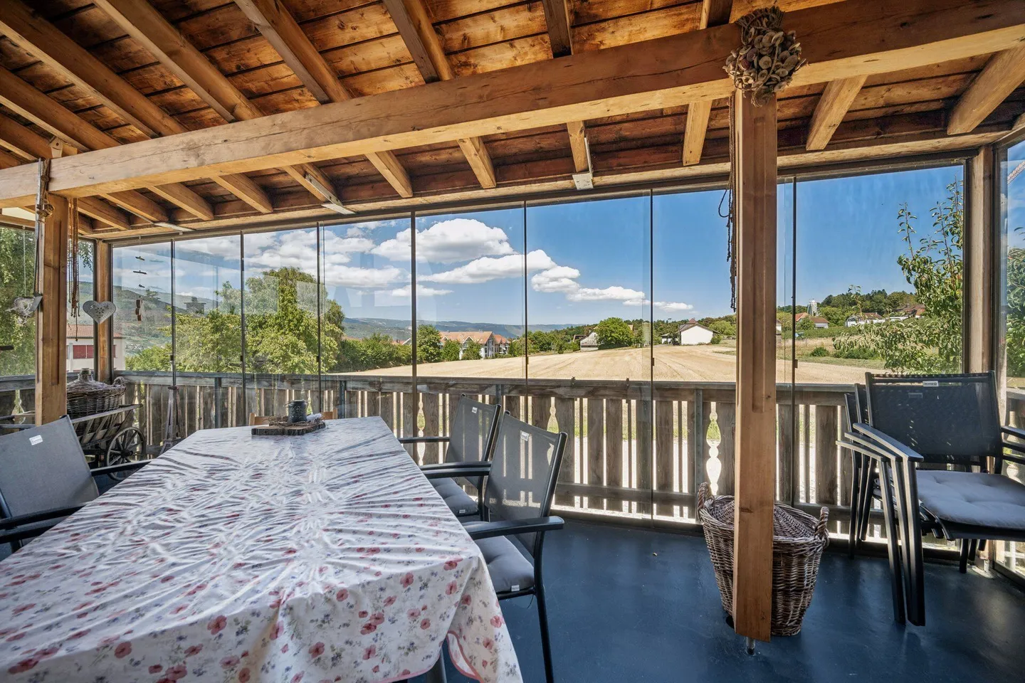 Chalet attrayant de 5,5 pièces à Mörigen BE avec vue sur le lac de Bienne - Photo 16 sur 19