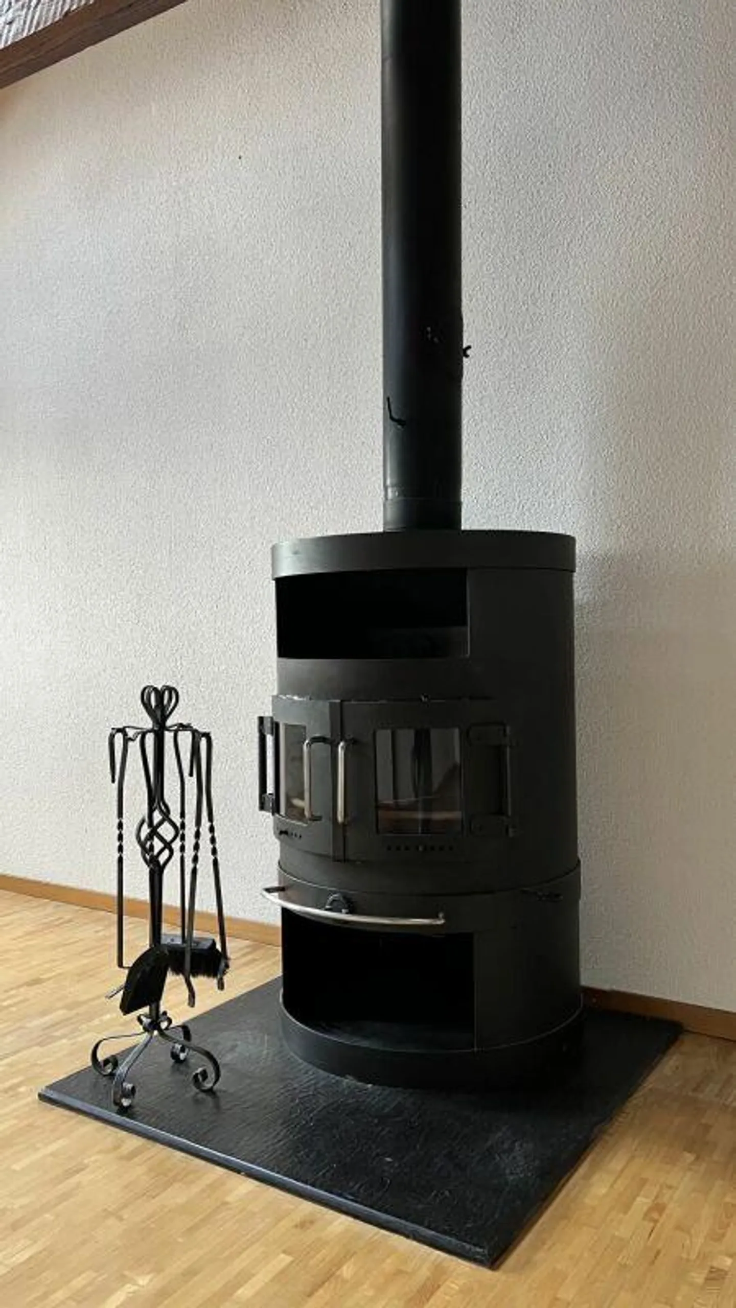 sonnige 2.5-Zimmerwohnung mit Galerie und zusätzlichem Zimmer - Foto 3 von 14