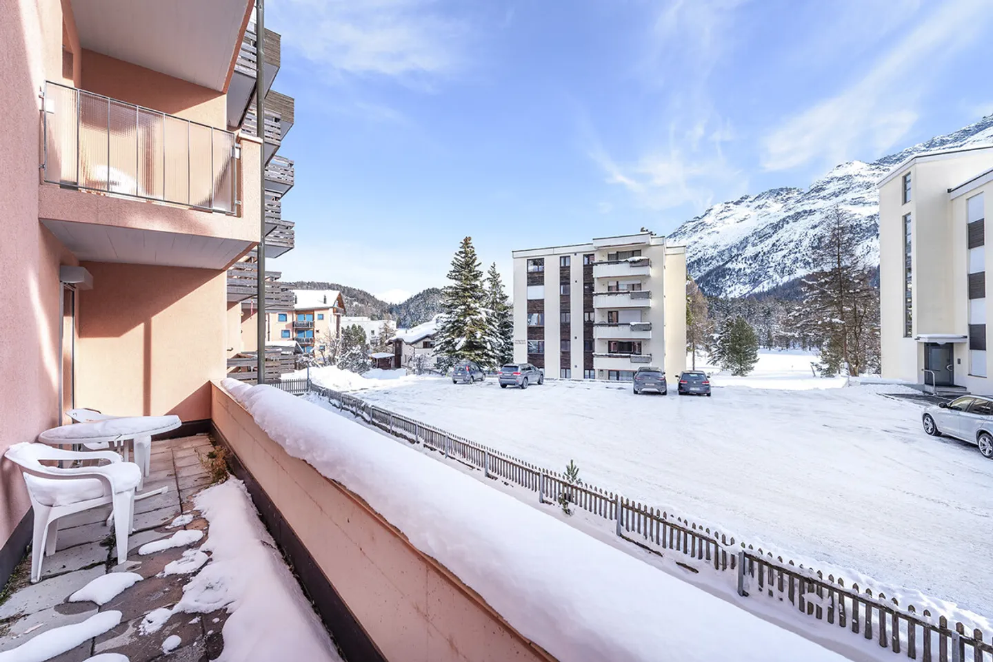 4.5 Room Apartment - Photo 1 of 6