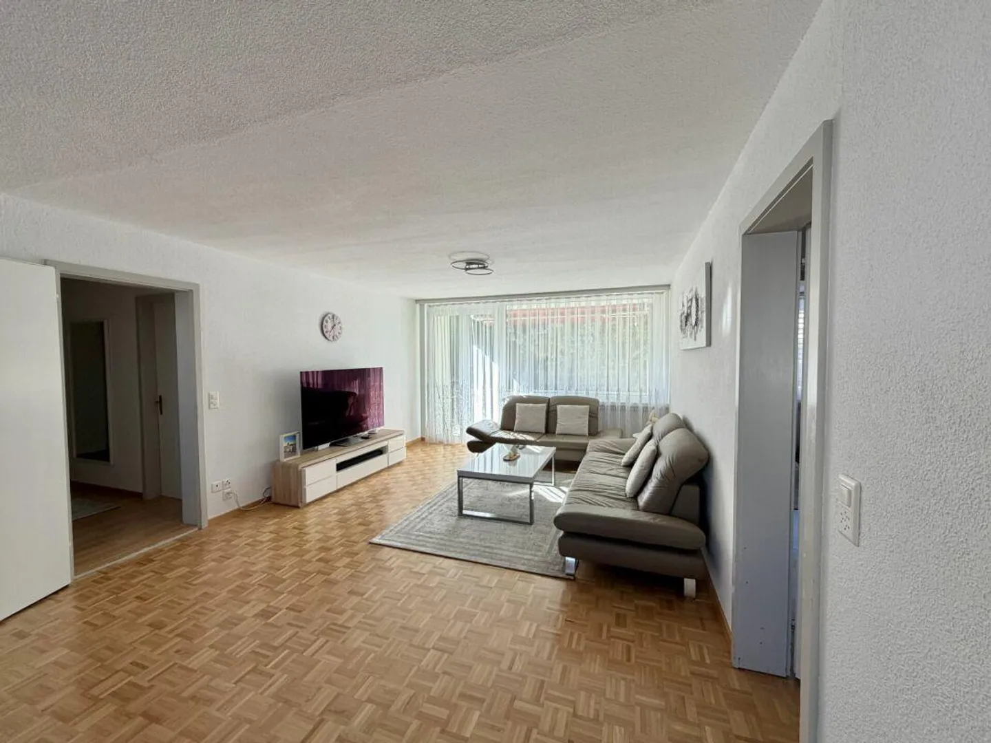 Appartamento luminoso di 4,5 stanze - Foto 3 di 10