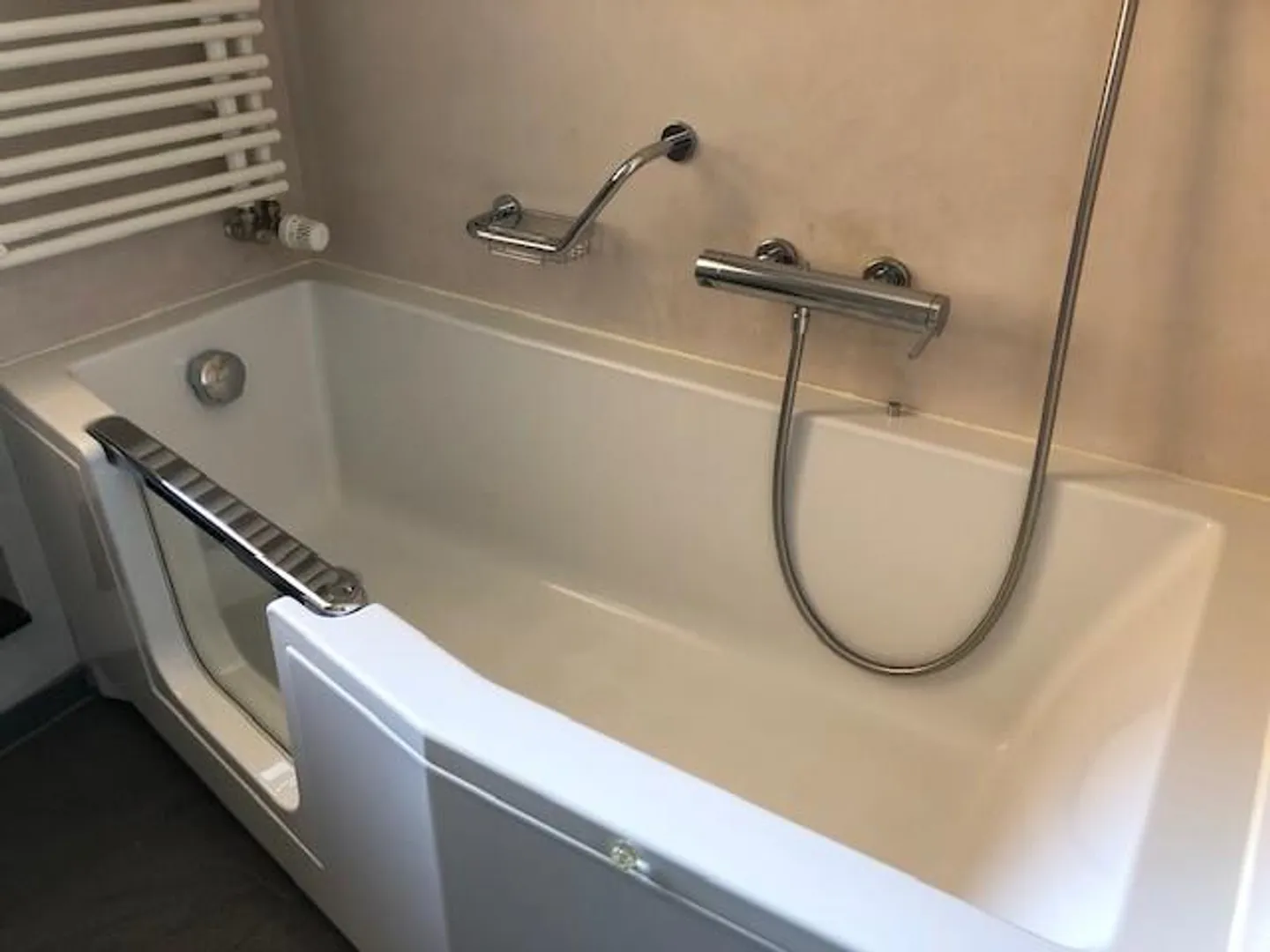 Heimelige 2-Zimmerwohnung im Herzen Kleinbasels - Foto 3 von 5