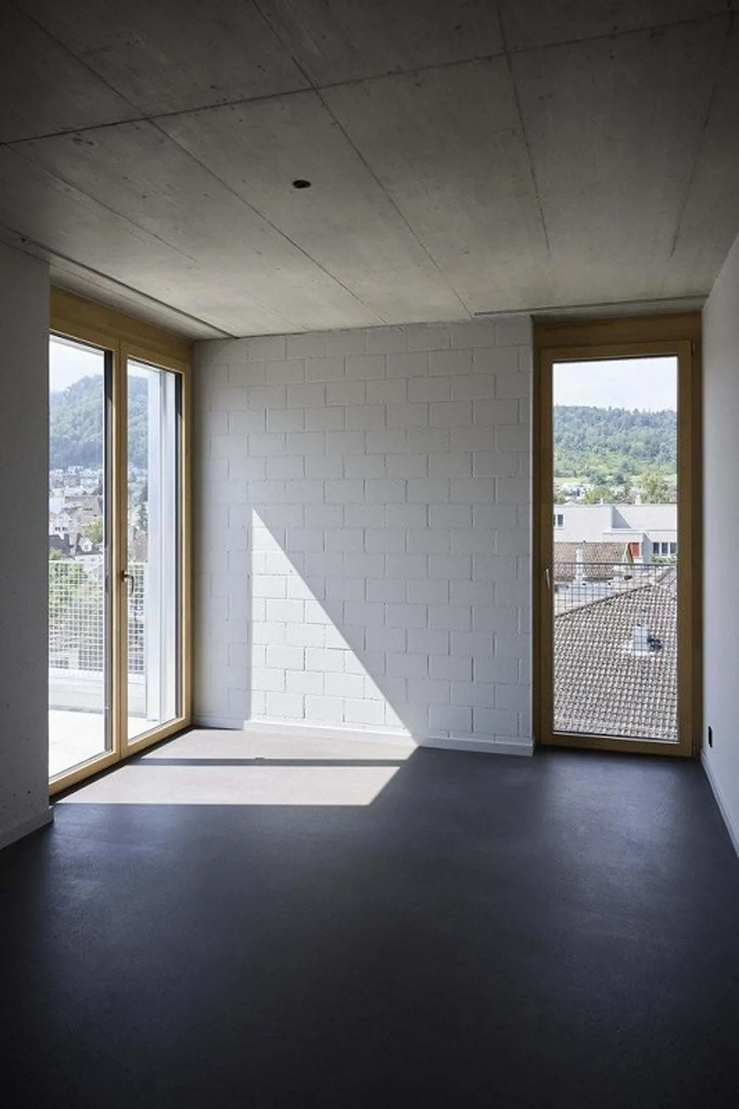 Moderne Attikawohnung in Zürich - Foto 4 von 7