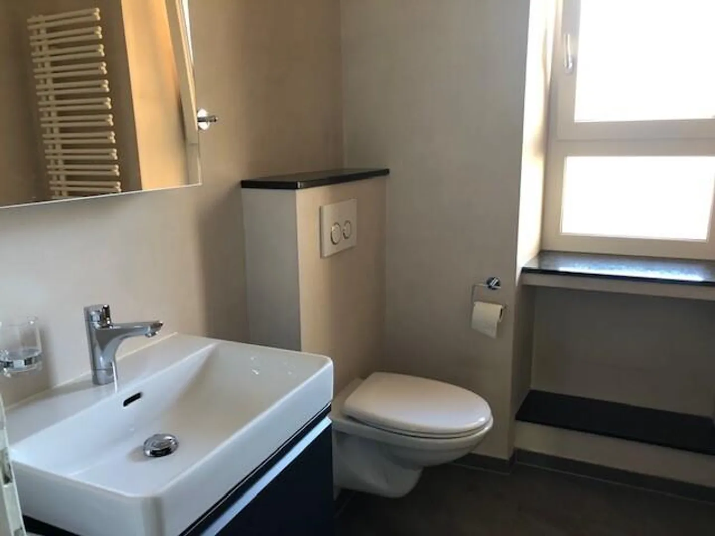 Heimelige 2-Zimmerwohnung im Herzen Kleinbasels - Foto 2 von 5