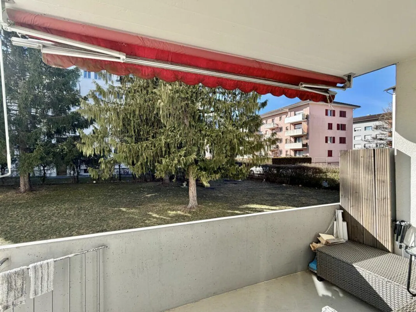 Appartamento luminoso di 4,5 stanze - Foto 8 di 10