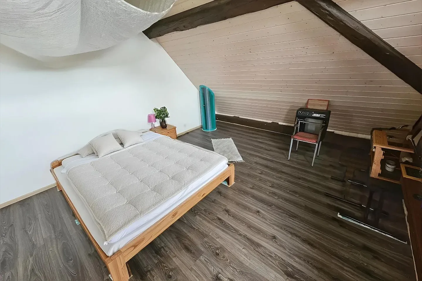 «Triplex-Wohnung mit Charakter und Terrasse von 18m2» - Foto 3 von 10
