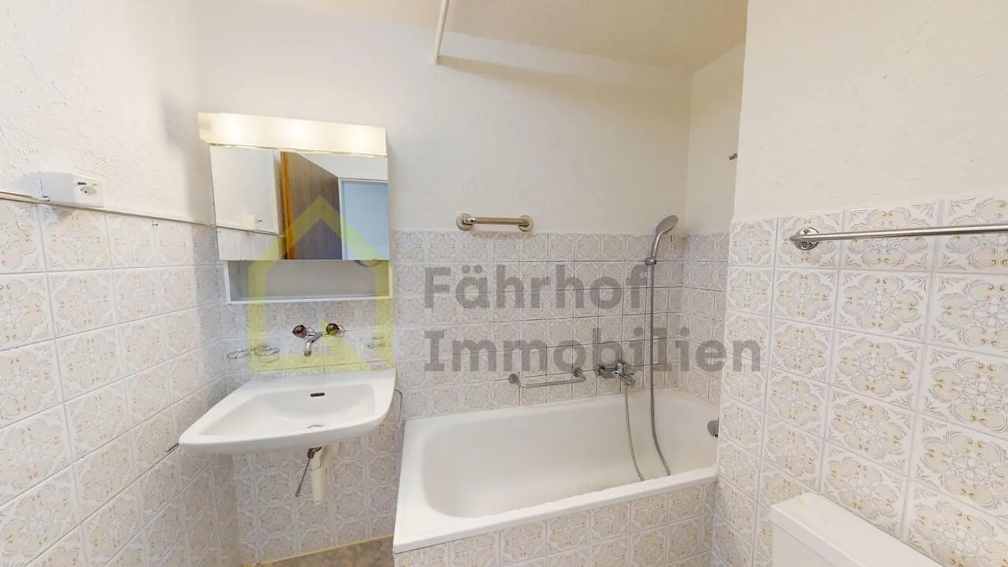 Appartement lumineux et bien entretenu de 4,5 pièces dans un emplacement central - Photo 6 sur 13