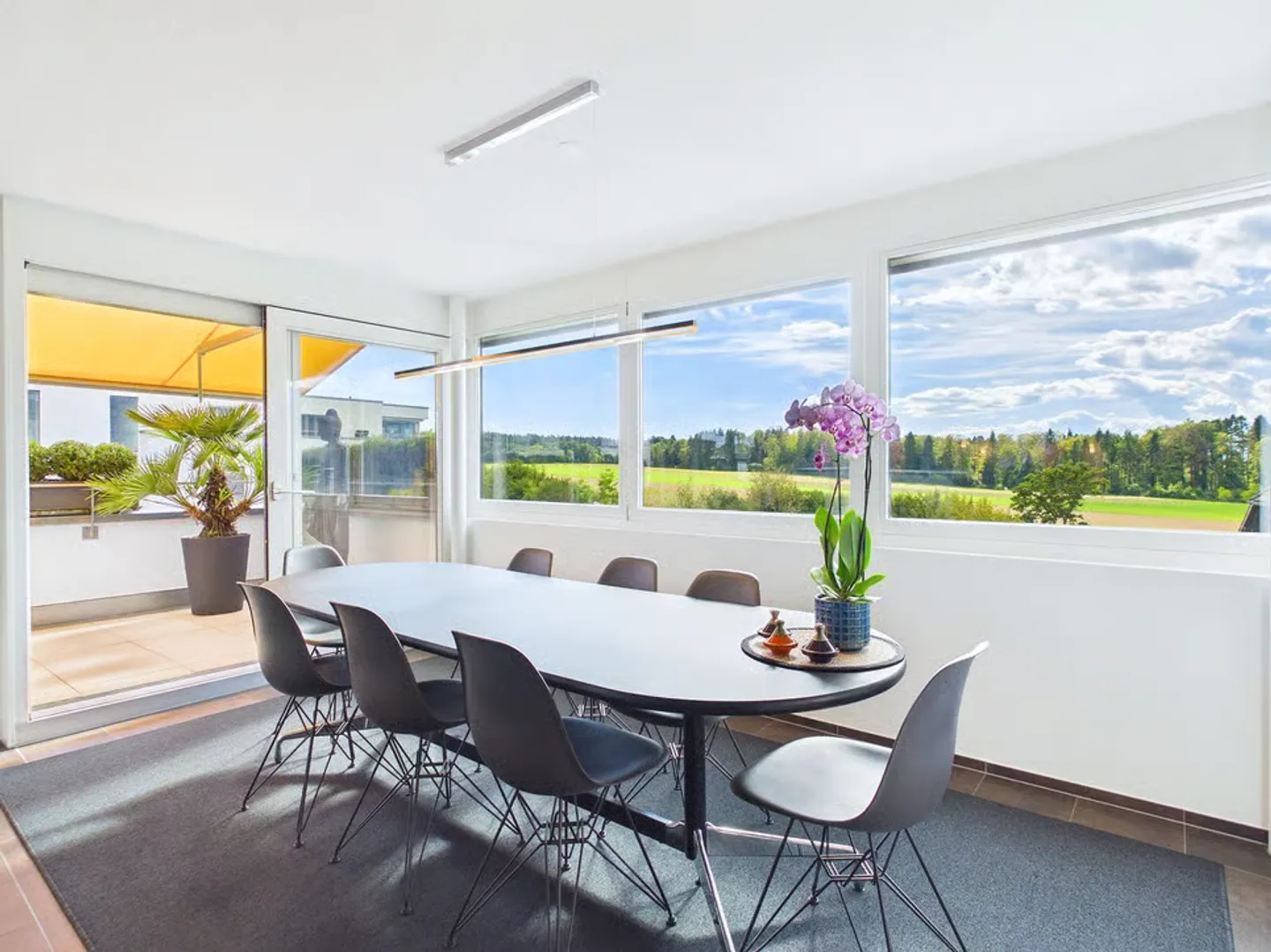 Exclusive penthouse apartment with spacious terraces - Photo 3 of 13