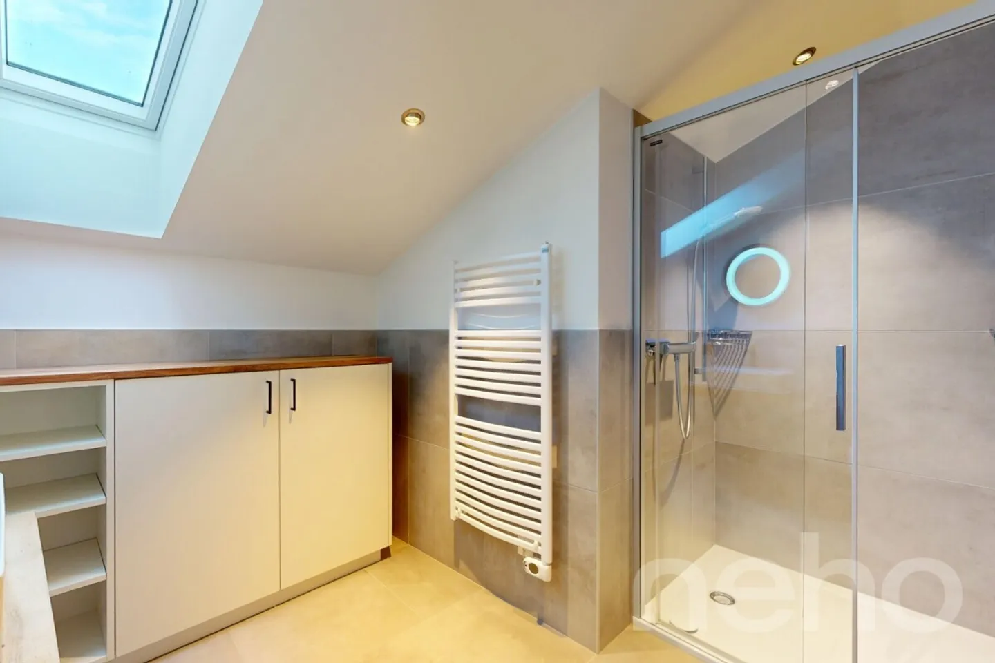 Stepped house for sale - Photo 10 of 12