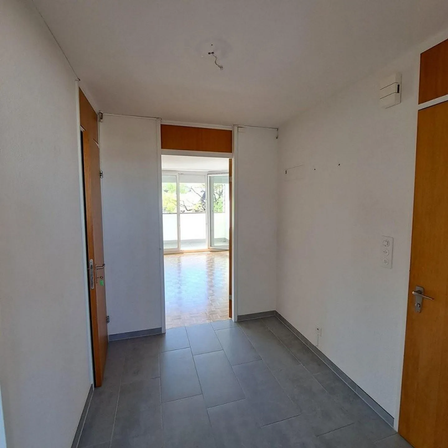 Stylish attic apartment with a magnificent view - Photo 10 of 11