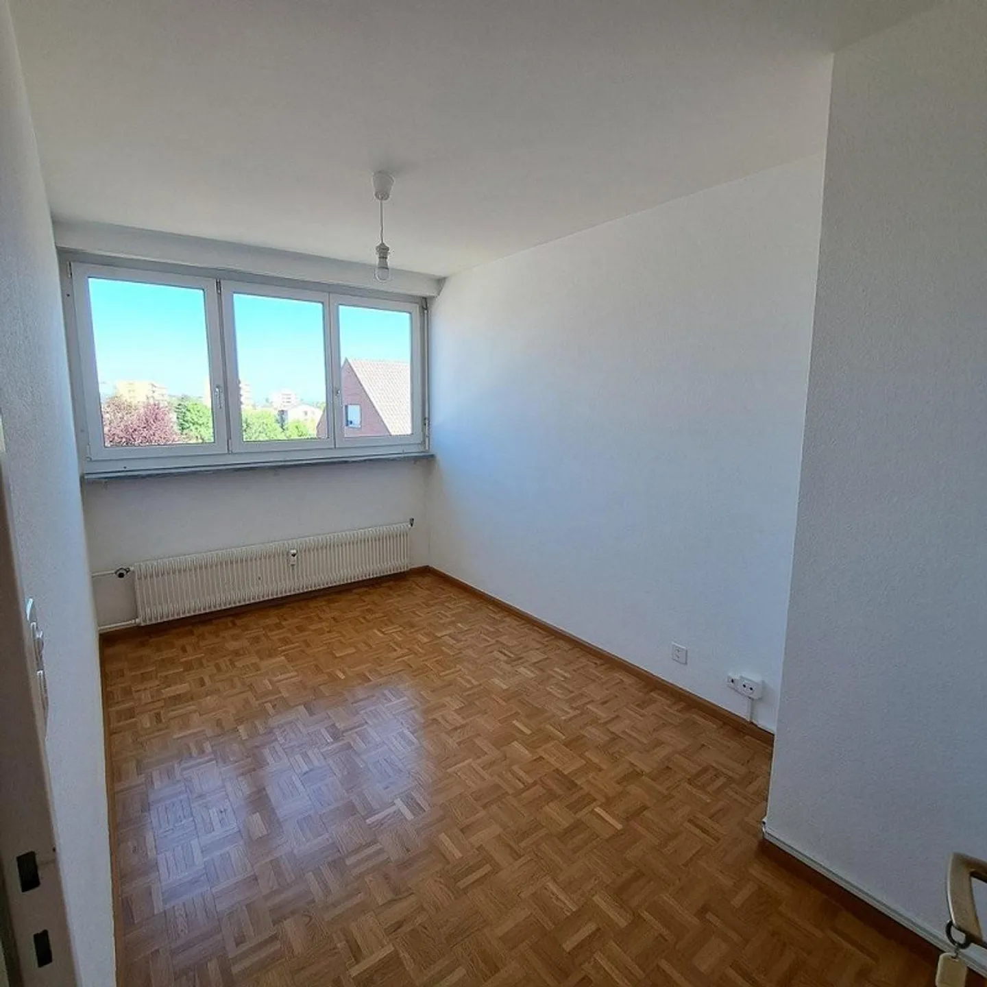 Stylish attic apartment with a magnificent view - Photo 4 of 11