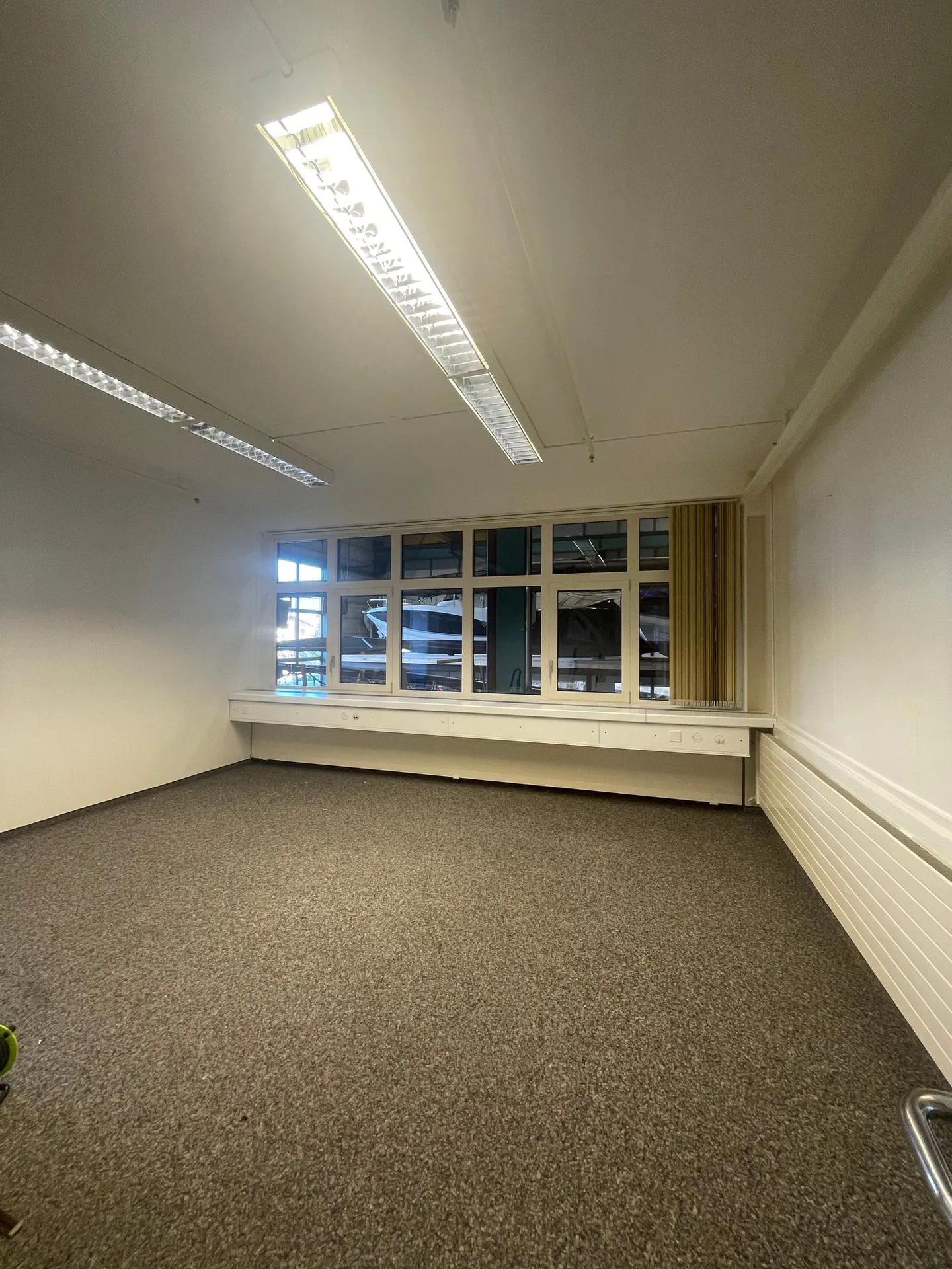 Spazi commerciali attraenti a Gwatt - Foto 6 di 11