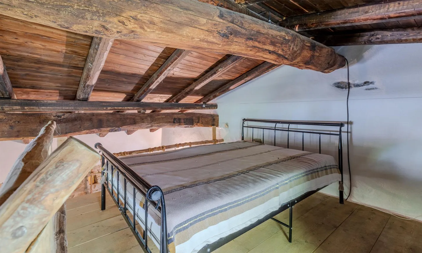 RENT TO BUY - RUSTIC 2.5 ROOMS IN NATURE IN CADEMARIO - Photo 4 of 11