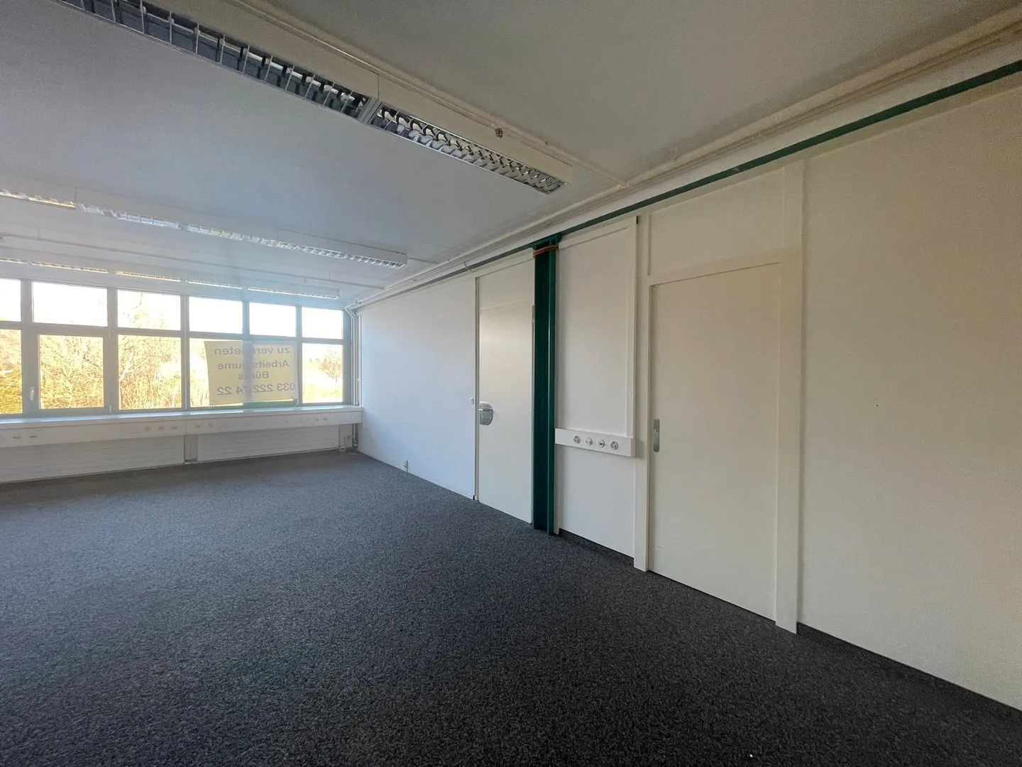 Spazi commerciali attraenti a Gwatt - Foto 9 di 11