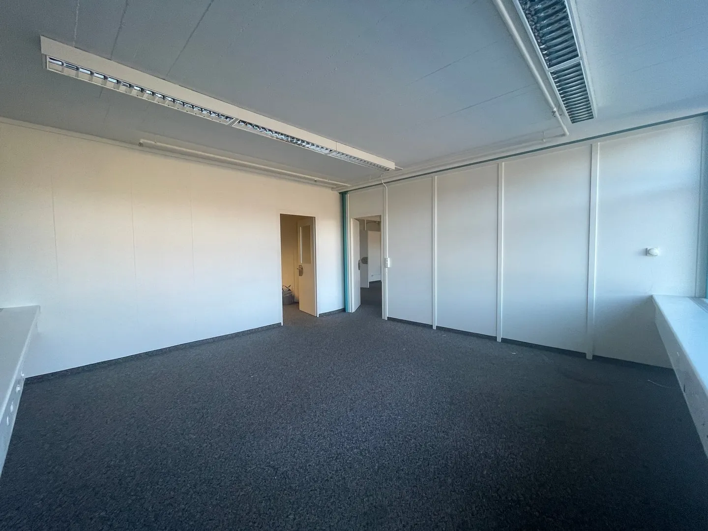 Spazi commerciali attraenti a Gwatt - Foto 10 di 11