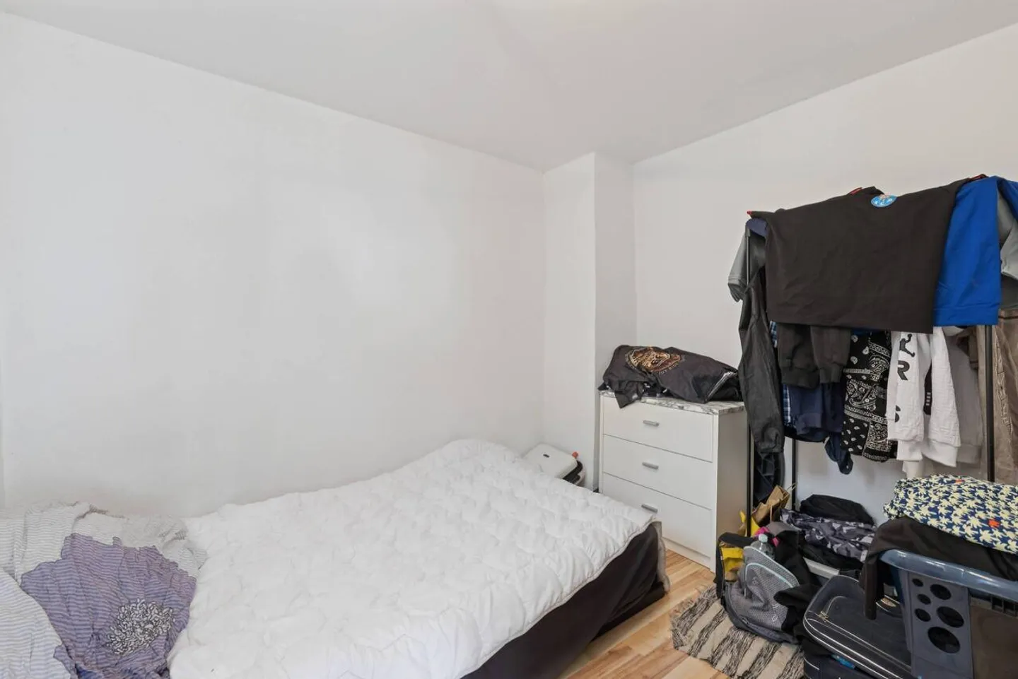 Rare investment in the heart of Vouvry: 2 apartments and parking - Photo 5 of 15