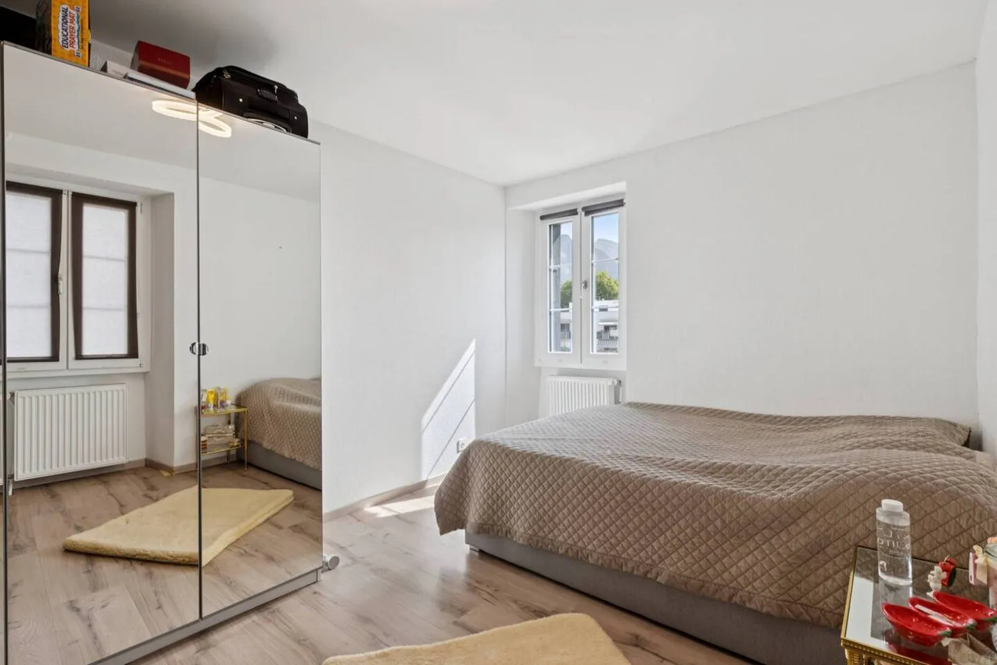 Rare investment in the heart of Vouvry: 2 apartments and parking - Photo 11 of 15