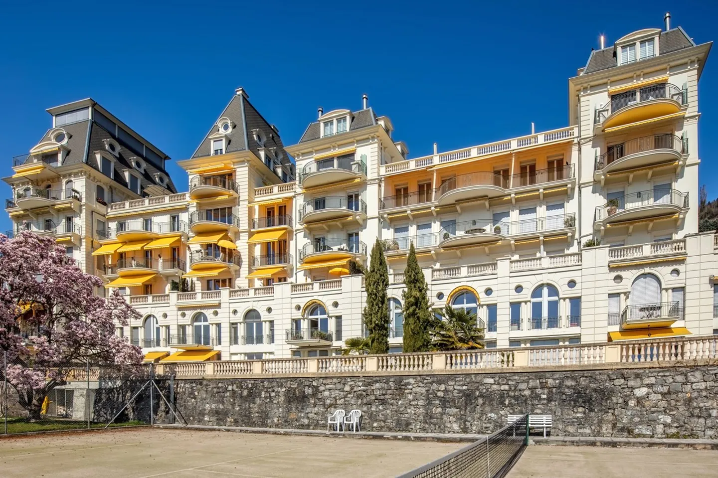 Magnificent 5.5-Zimmer-Wohnung in einer exklusiven Residenz zum Verkauf im Zentrum von Montreux - Foto 3 von 13