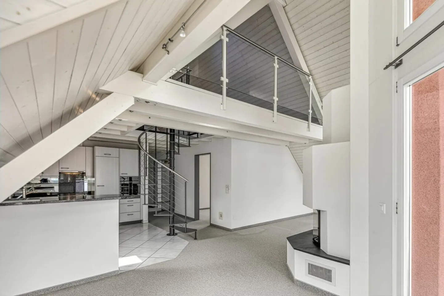 Maisonette 4.5 camere elegante - Foto 3 di 11