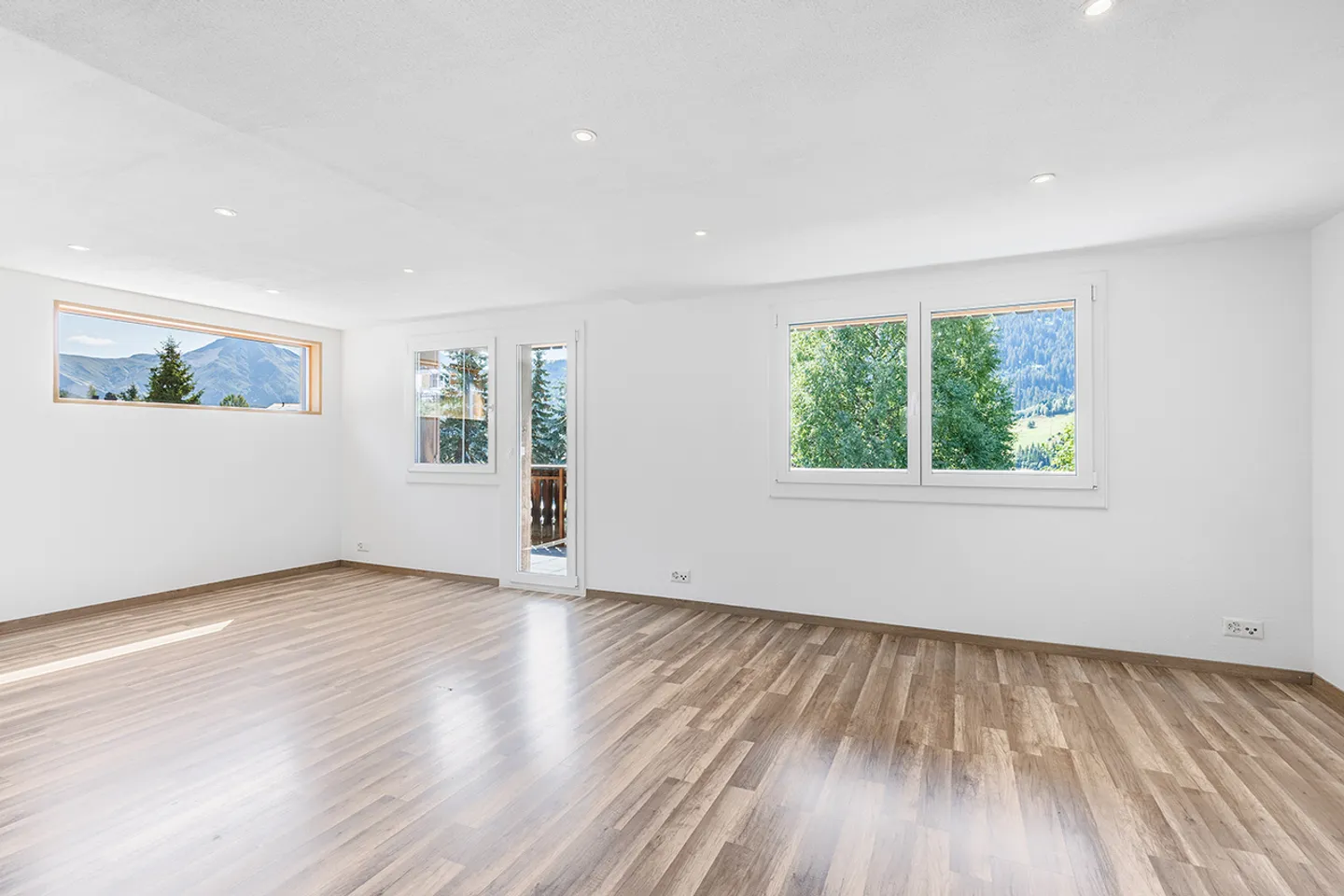 Charmante Maisonette mit Bergsicht - Foto 1 von 10