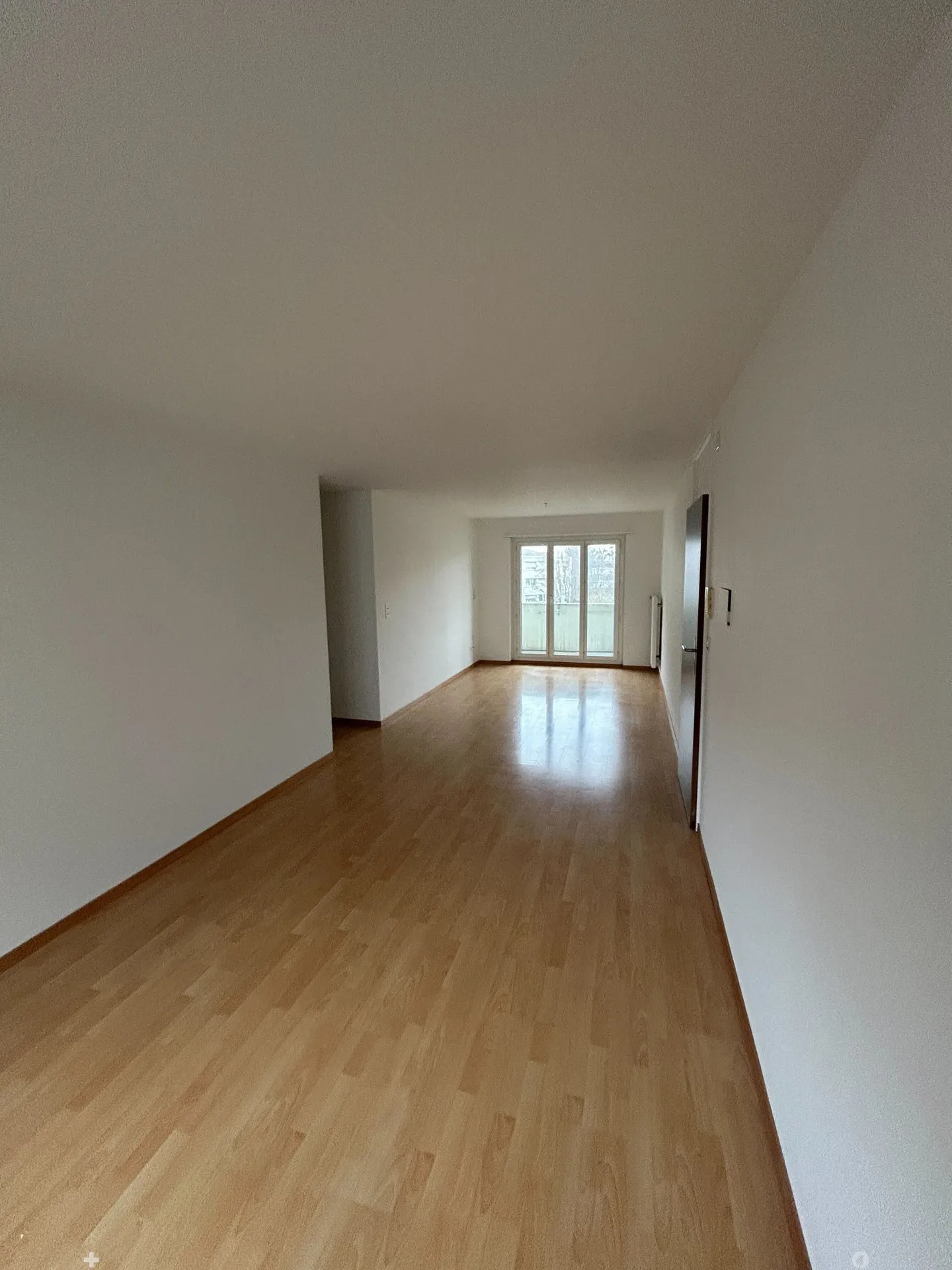 Charmante Wohnung mit Balkon - Foto 3 von 9