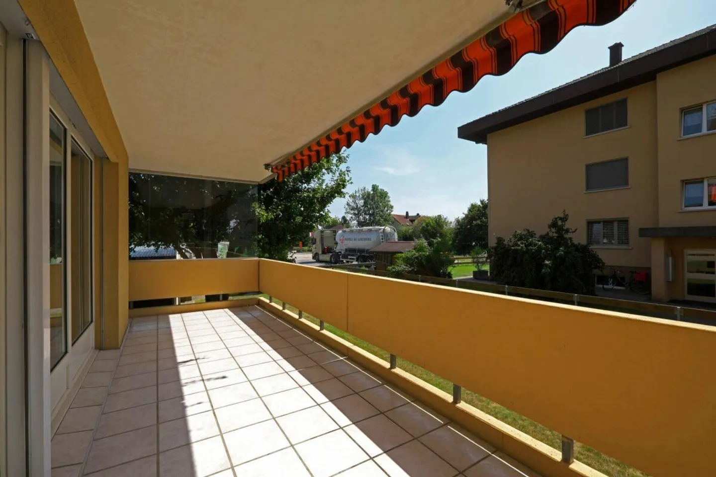 Appartamento moderno 4.5 stanze - Foto 3 di 17