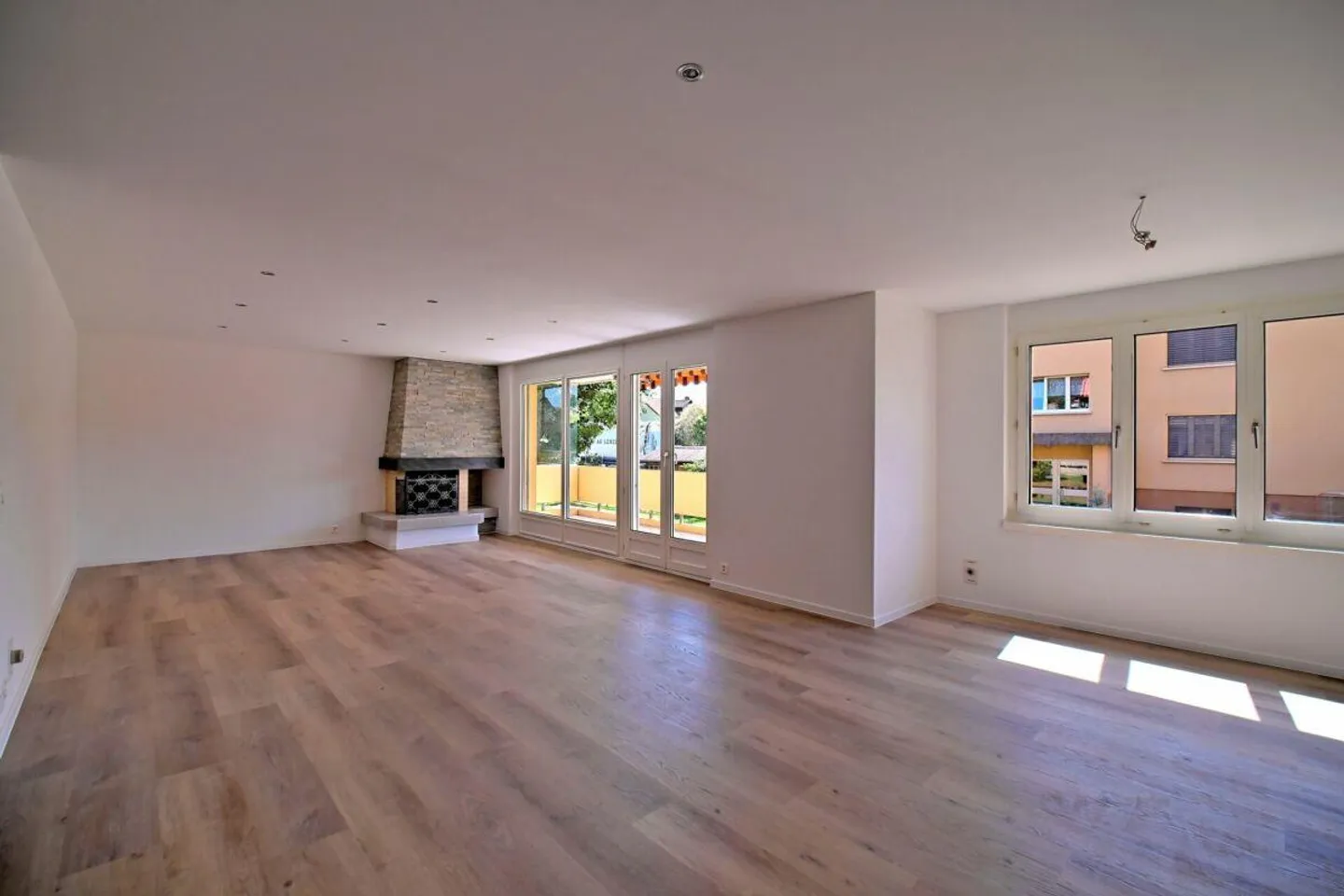 Appartamento moderno 4.5 stanze - Foto 4 di 17