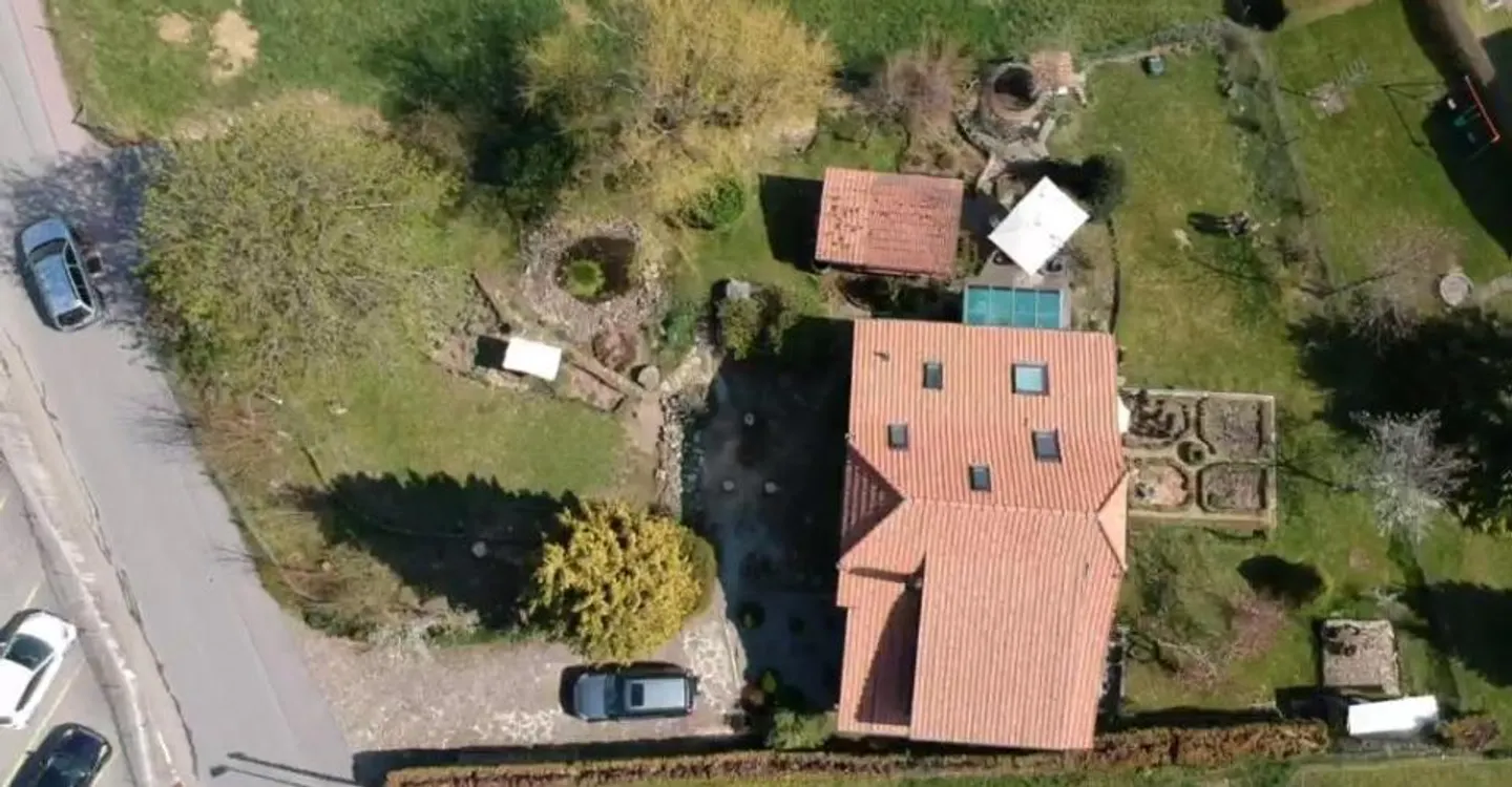 Charaktervolles 6.5-Zimmer-Landhaus - Foto 6 von 7
