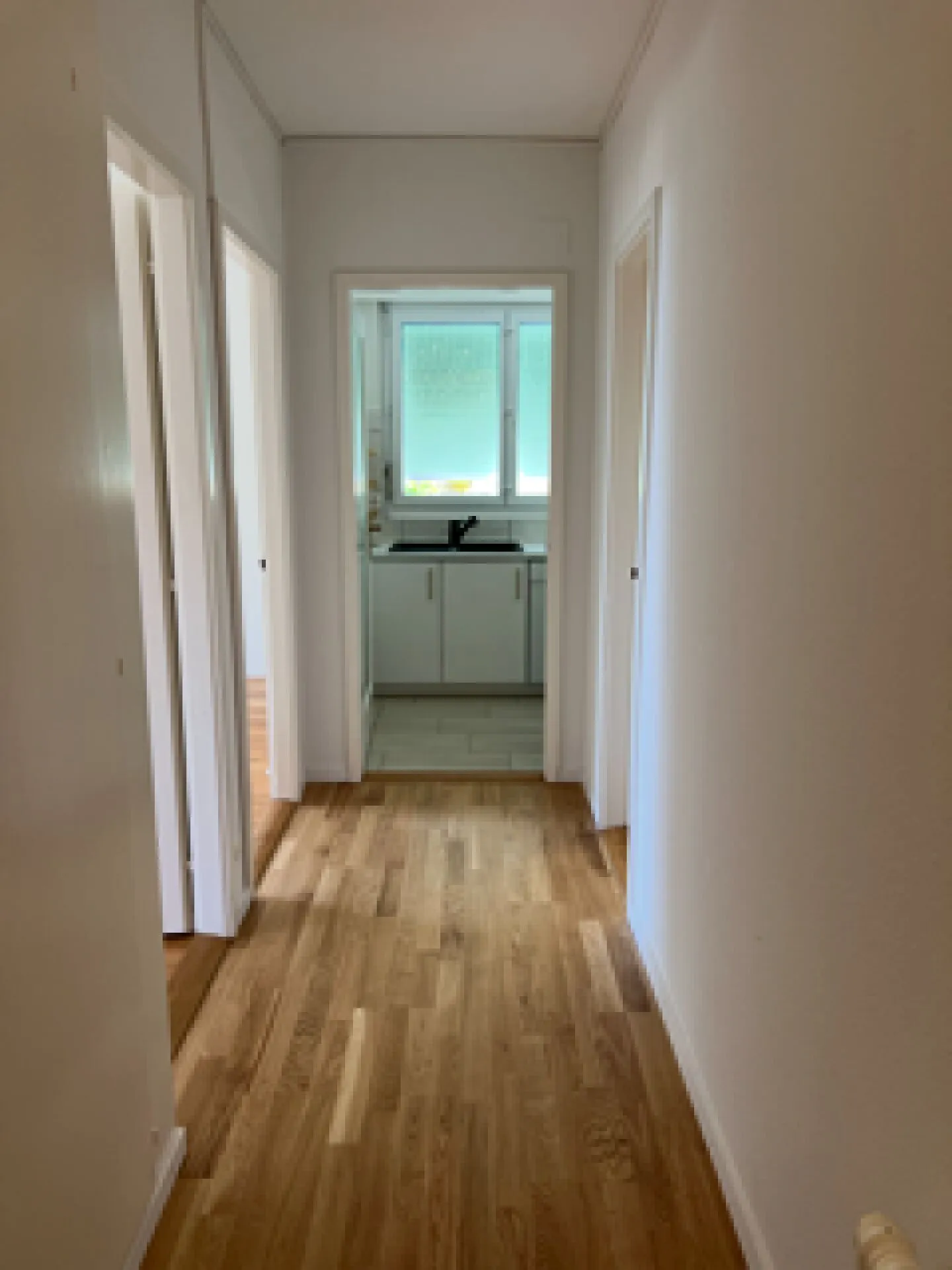 Appartamento Incantevole con Vista Lago - Foto 3 di 7