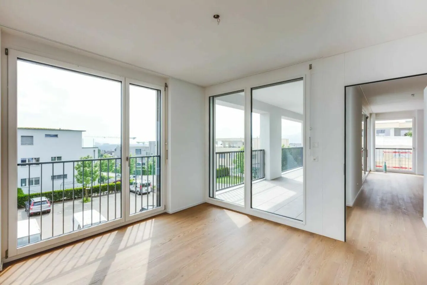 A Sunny Home in a Quiet Location - Photo 9 of 10