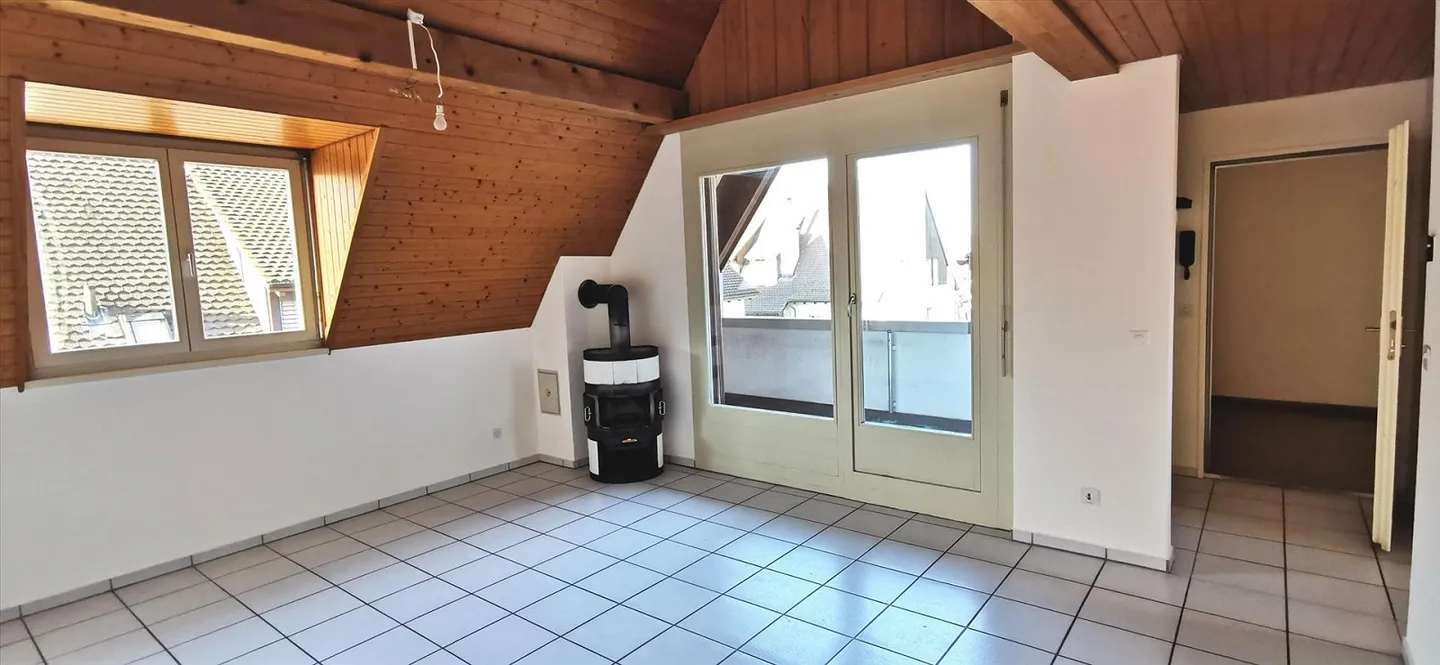 Charming Attic Apartment - Photo 3 of 6