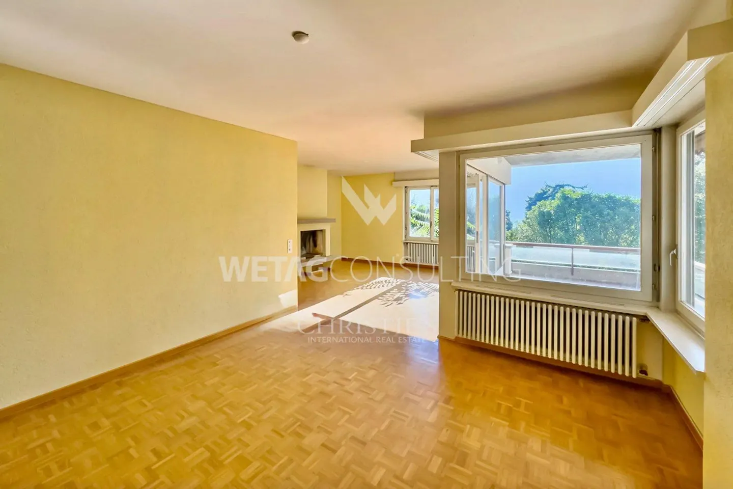 Lugano-Sorengo: Villa da ristrutturare con terreno adiacente... - Foto 2 di 10