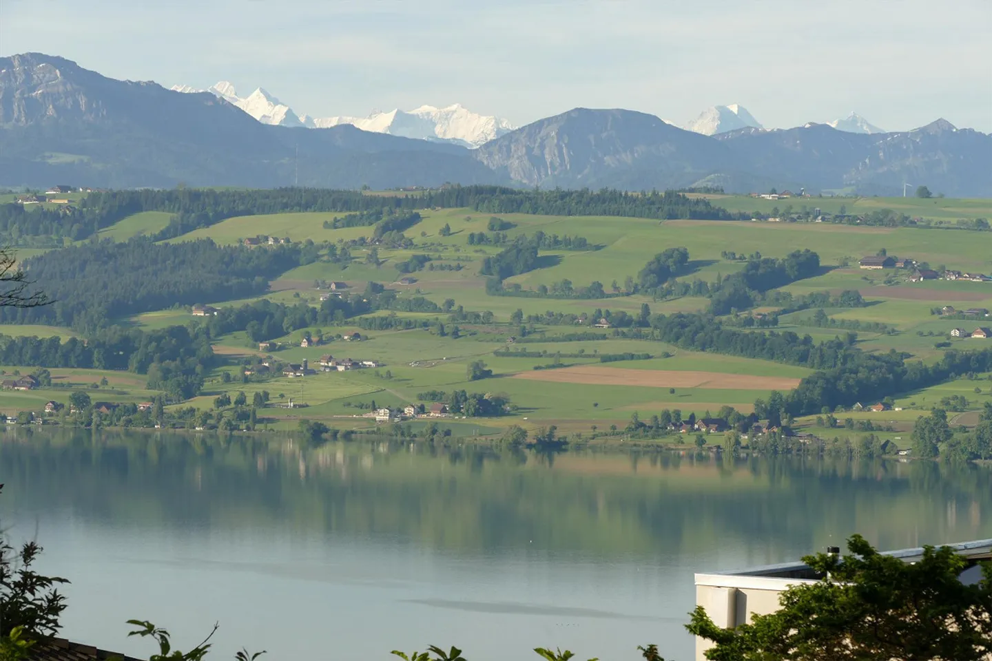 Sogno abitativo con giardino e vista lago - Foto 6 di 8