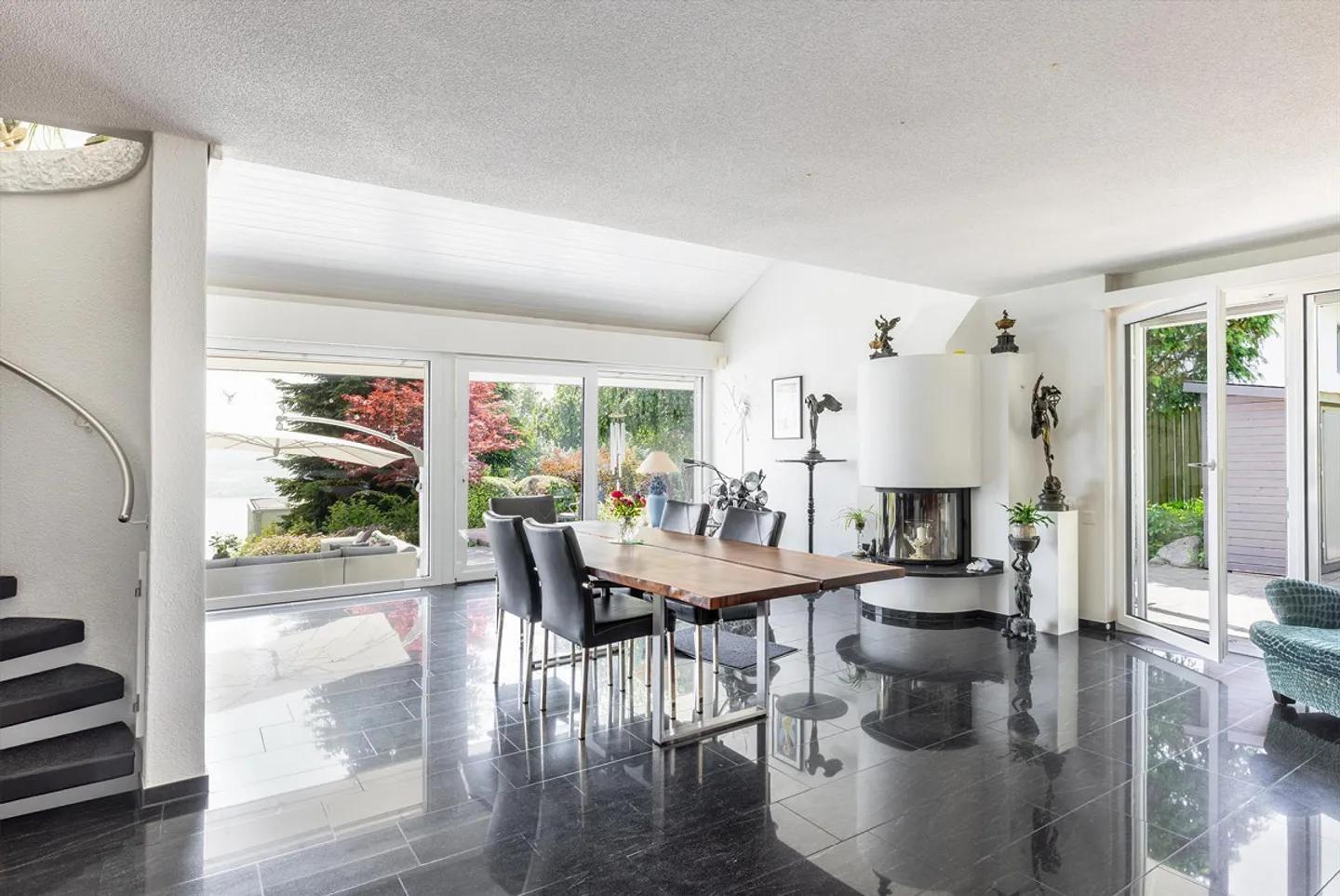 Sogno abitativo con giardino e vista lago - Foto 7 di 8