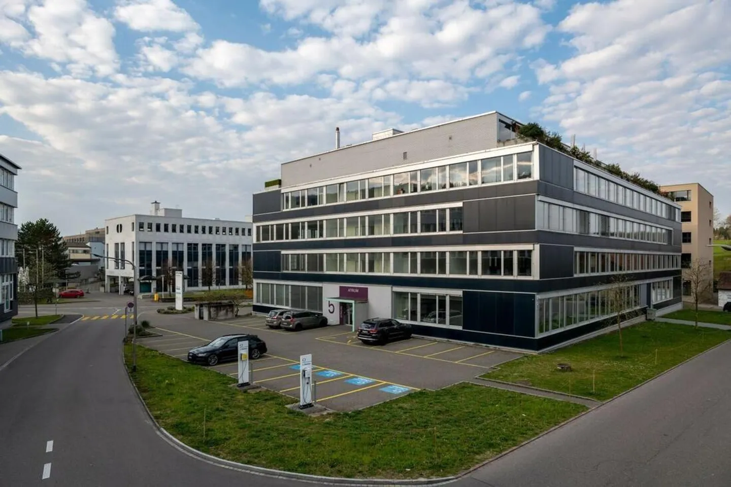 Flexible Gewerbefläche in Baden - Foto 1 von 3