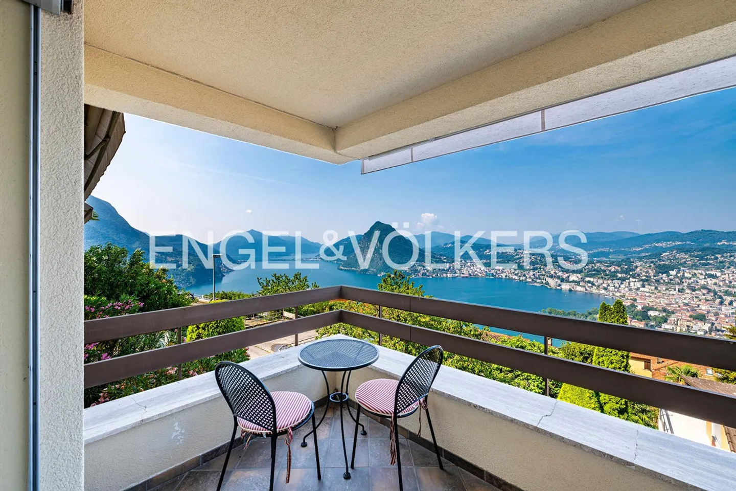 Vista panoramica e benessere esclusivo - Foto 1 di 13