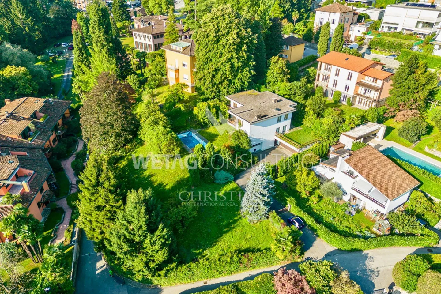 Lugano-Sorengo: Villa da ristrutturare con terreno adiacente... - Foto 10 di 10