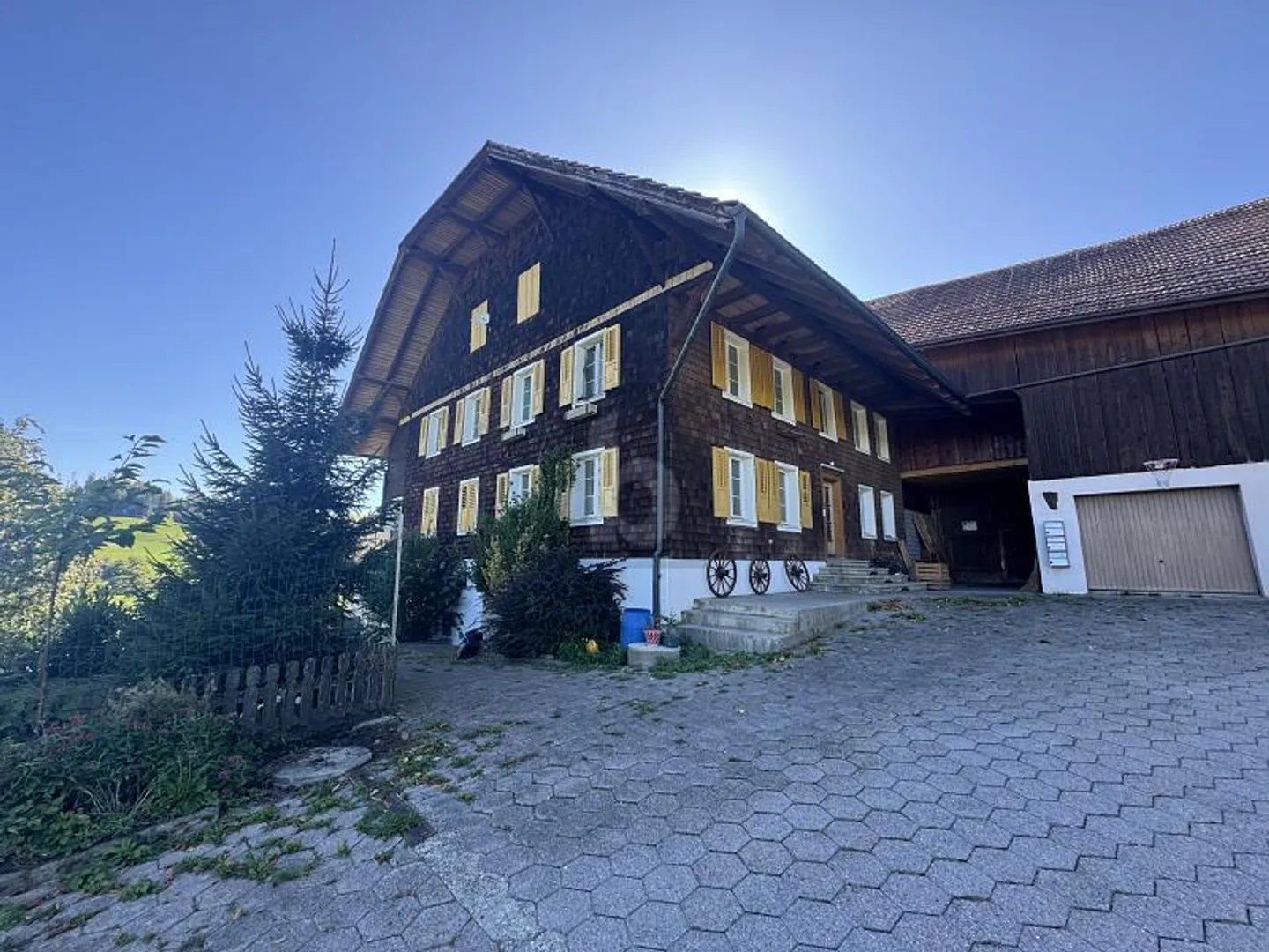 Charmantes Bauernhaus für zwei Generationen - Foto 1 von 5