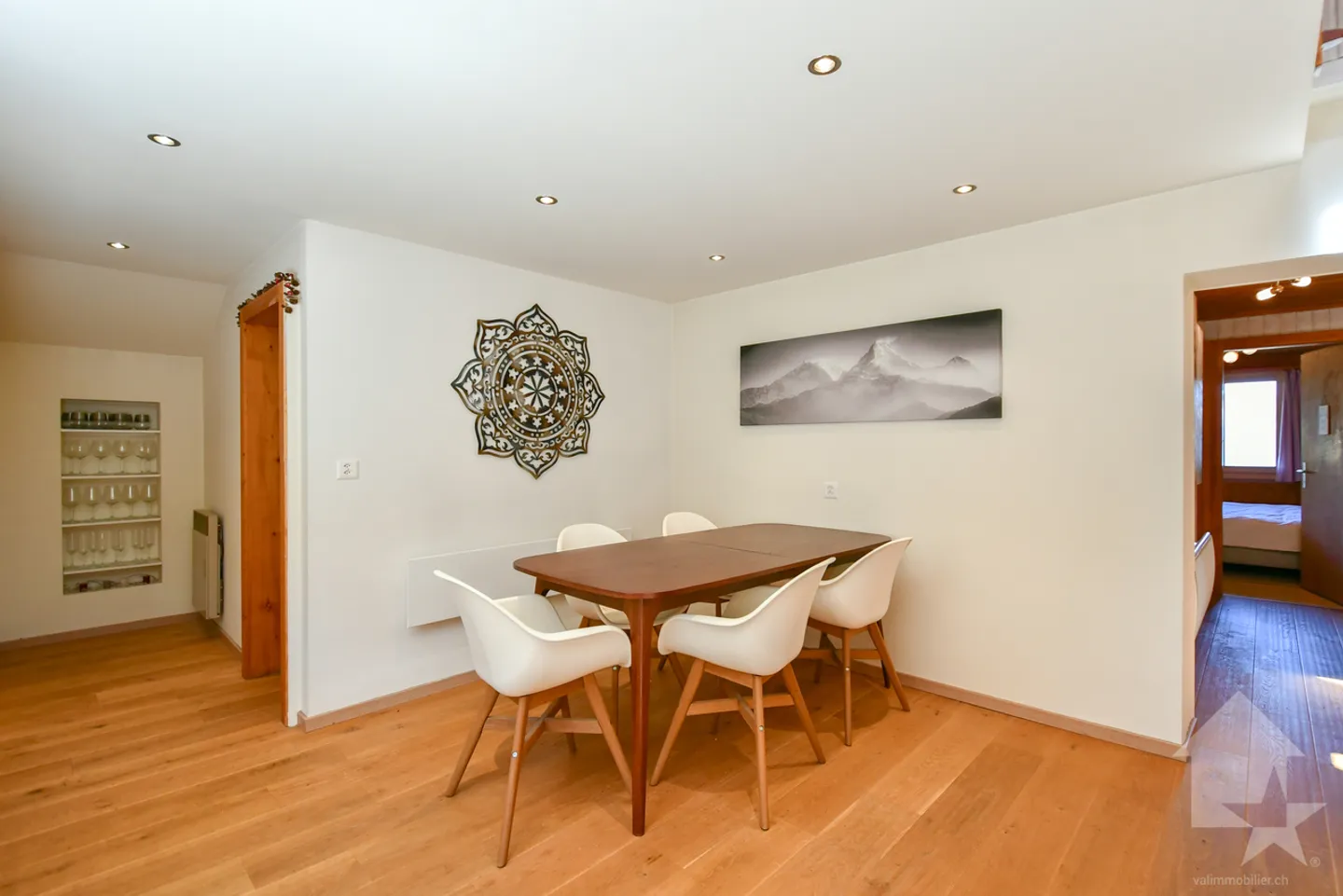 7-Zimmer-Chalet im Zentrum von La Tzoumaz - Foto 3 von 20