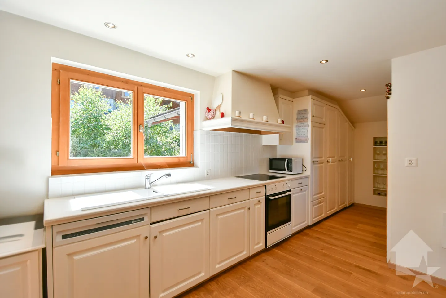 7-Zimmer-Chalet im Zentrum von La Tzoumaz - Foto 4 von 20