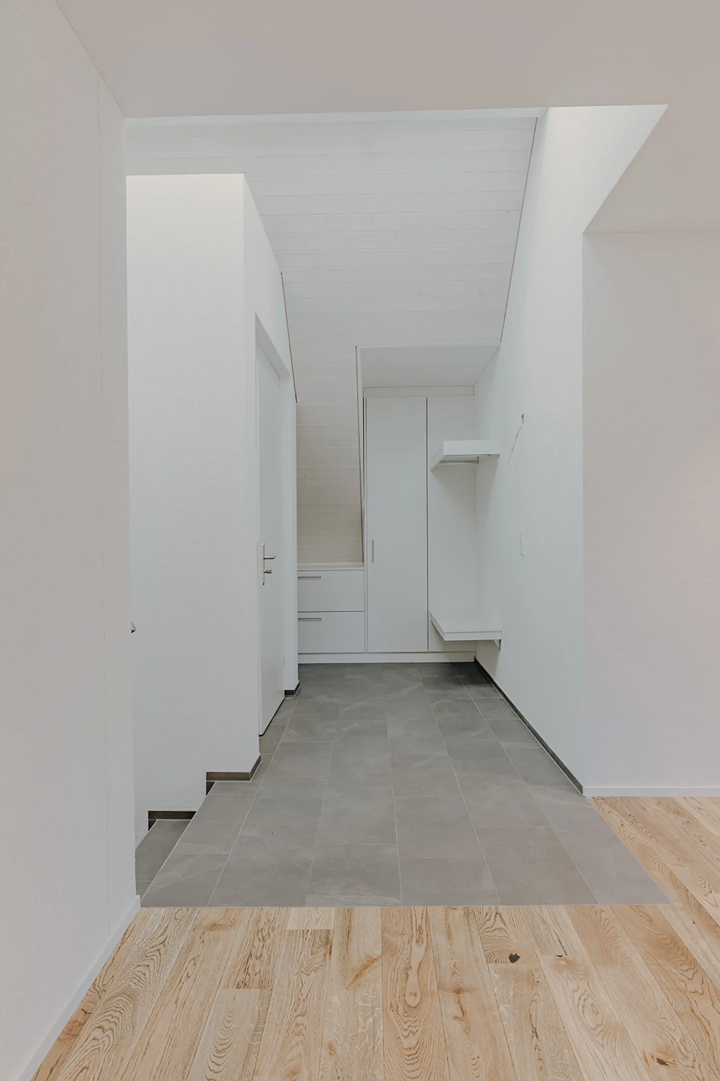 Your new home: Stylish new penthouse apartment in a central location - Photo 10 of 12