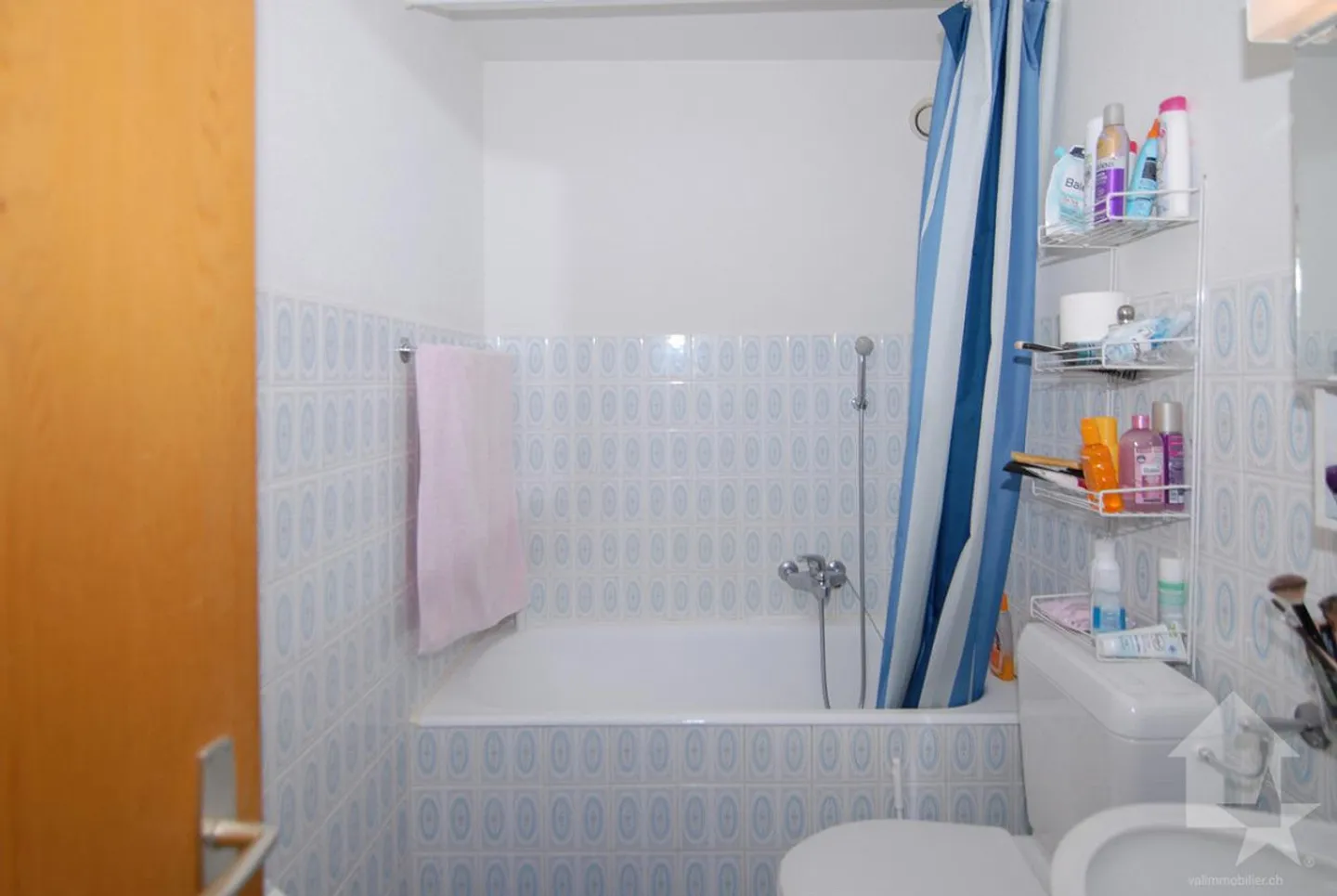2.5-room apartment with magnificent panoramic view - Photo 7 of 11