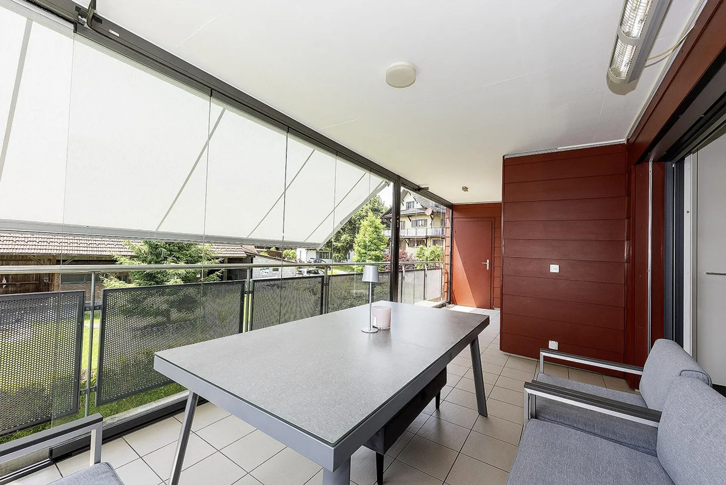 Luxurious, elegantly furnished 5.5-room condominium - Photo 5 of 11