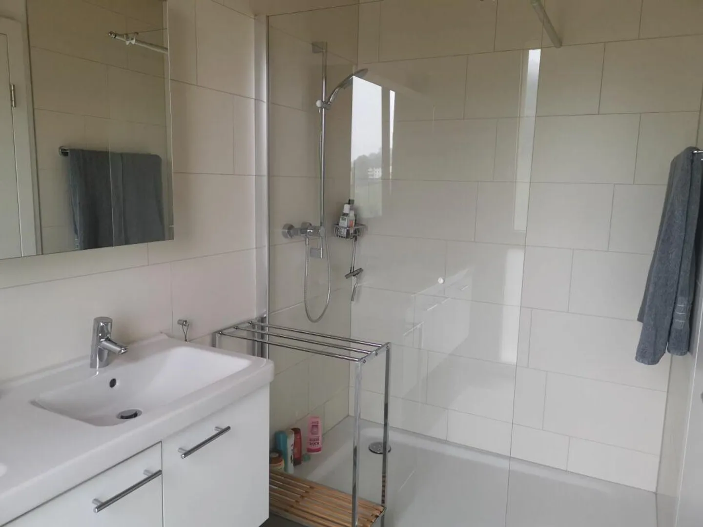 4.5 Room Attic Apartment with Spacious Terrace - Photo 3 of 9