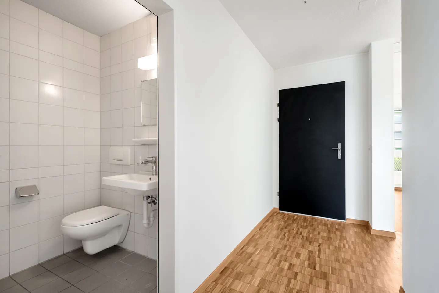 Cozy Apartment in Green Area - Photo 4 of 7