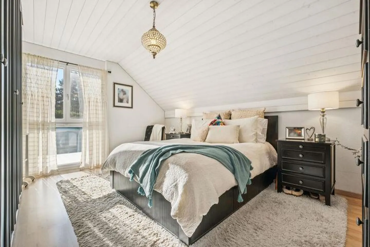 VIVRE MODERNE AVEC ÉLÉGANCE INTEMPORELLE - Photo 5 sur 8